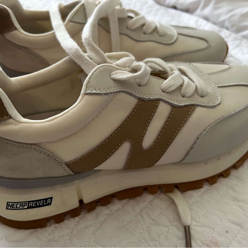 Women's Athletic Shoes - White and Tan-worn 1 time-excellent condition
